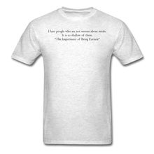 Load image into Gallery viewer, Oscar Wilde, Unisex T-Shirt - light heather gray

